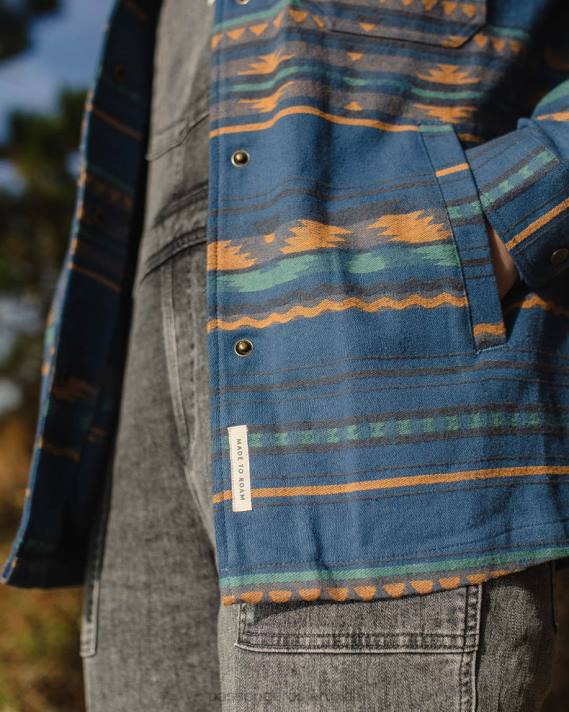 Passenger Frauen Ontario Overshirt mit Geomuster aus dunklem Denim 0BP2900 woclothing Denim