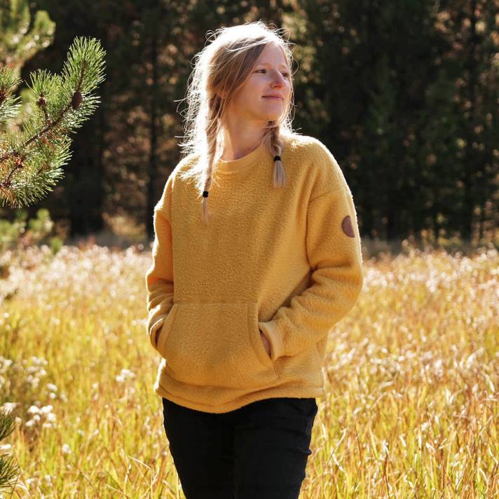 Passenger Frauen Ivy-Sweatshirt aus recyceltem Sherpa in Ockergelb 0BP2697 woclothing Gelb