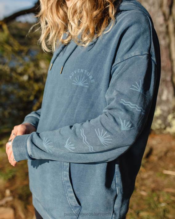 Passenger Frauen Roamers and Seekers – Oversize-Hoodie aus recycelter Baumwolle in dunklem Denim 0BP2711 woclothing Denim