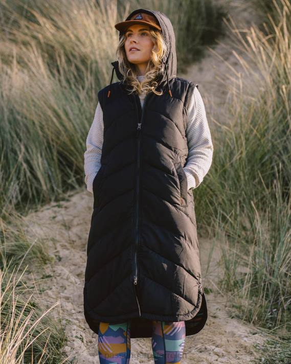 Passenger Frauen Fairweather recycelte isolierte Weste in True Black 0BP2785 woclothing Schwarz