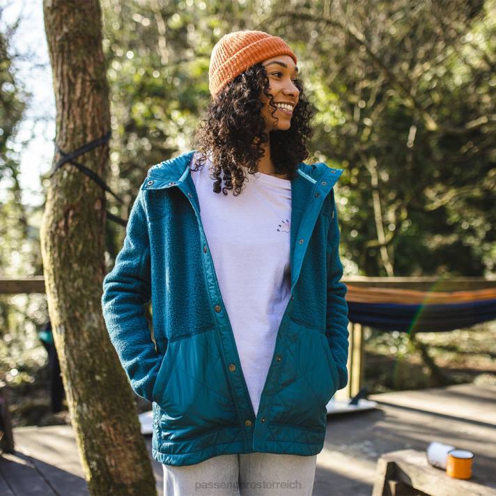 Passenger Frauen Kuppel-Kapuzenjacke aus recyceltem Sherpa in Blaukoralle 0BP2689 woclothing Blau