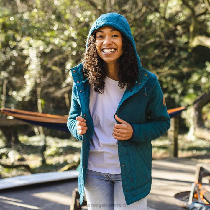 Passenger Frauen Kuppel-Kapuzenjacke aus recyceltem Sherpa in Blaukoralle 0BP2689 woclothing Blau