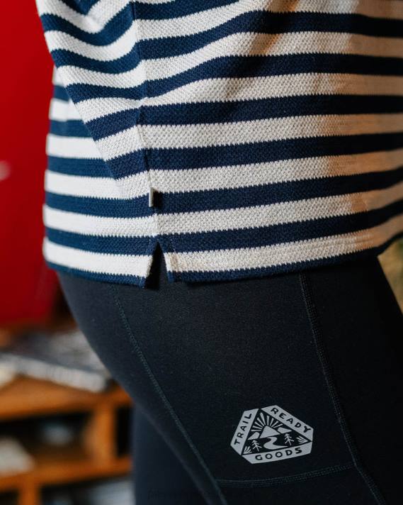 Passenger Frauen Panorama gestreiftes LS-T-Shirt in tiefem Marineblau 0BP2866 woclothing Marine