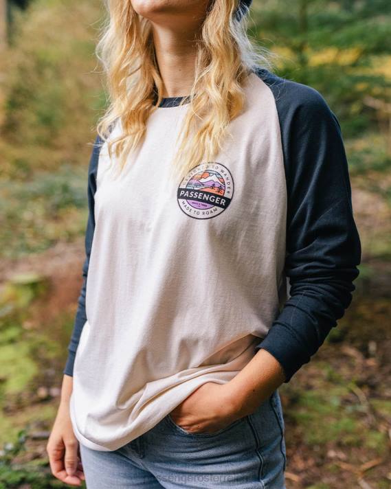 Passenger Frauen Wilds übergroßes Langarm-T-Shirt aus recycelter Baumwolle in tiefem Marineblau 0BP2869 woclothing Marine