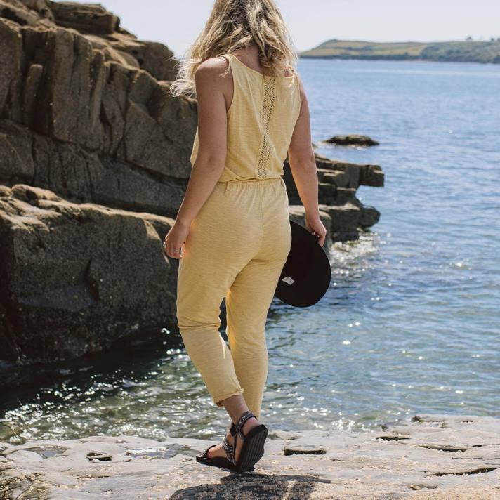 Passenger Frauen Eva-Overall aus recycelter Baumwolle, Jojoba 0BP2981 woclothing Jojoba