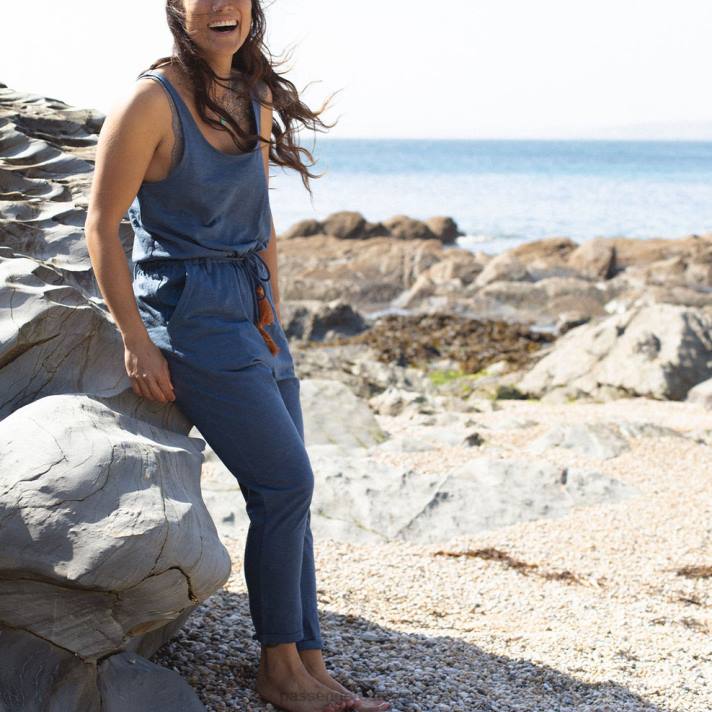 Passenger Frauen Eva recycelter Jumpsuit aus dunklem Denim 0BP2974 woclothing Denim