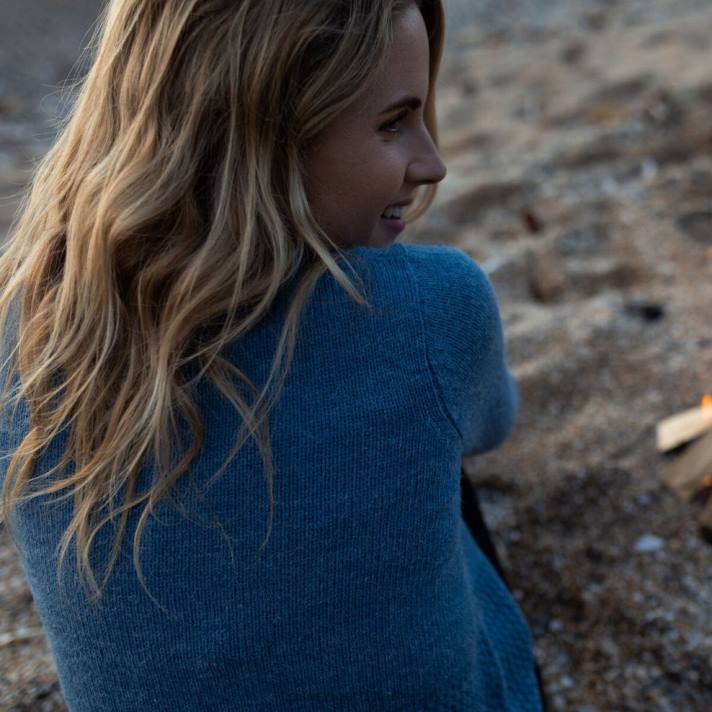 Passenger Frauen Songbird-Strickpullover aus dunklem Denim 0BP2848 woclothing Denim