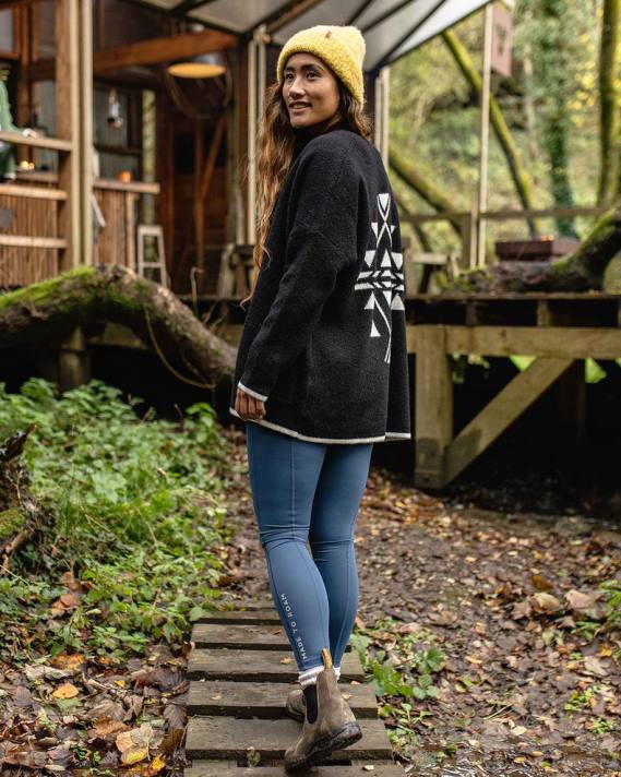 Passenger Frauen Strickjacke aus recyceltem West Coast-Strick in Schwarz 0BP2827 woclothing Schwarz