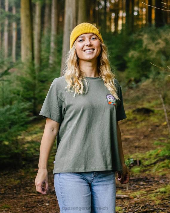 Passenger Frauen Friday Collective T-Shirt aus recycelter Baumwolle in Dusty Olive 0BP2996 woclothing Olive