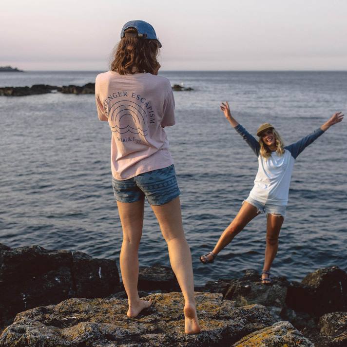 Passenger Frauen Regenbogen-T-Shirt aus recycelter Baumwolle, Peach Whip 0BP21002 woclothing Pfirsich
