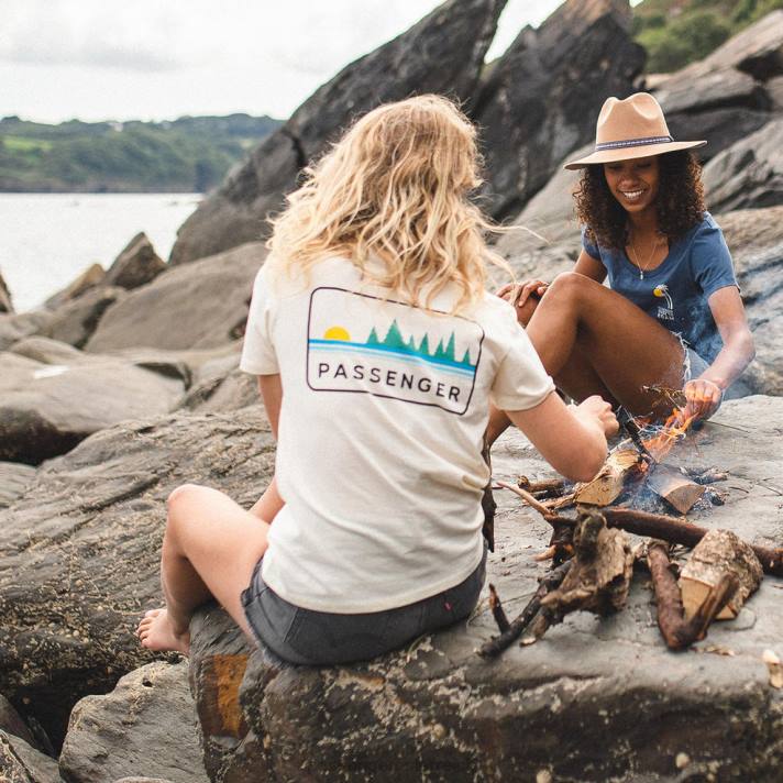 Passenger Frauen Rinca T-Shirt aus recycelter Baumwolle, Birke 0BP21015 woclothing Birke