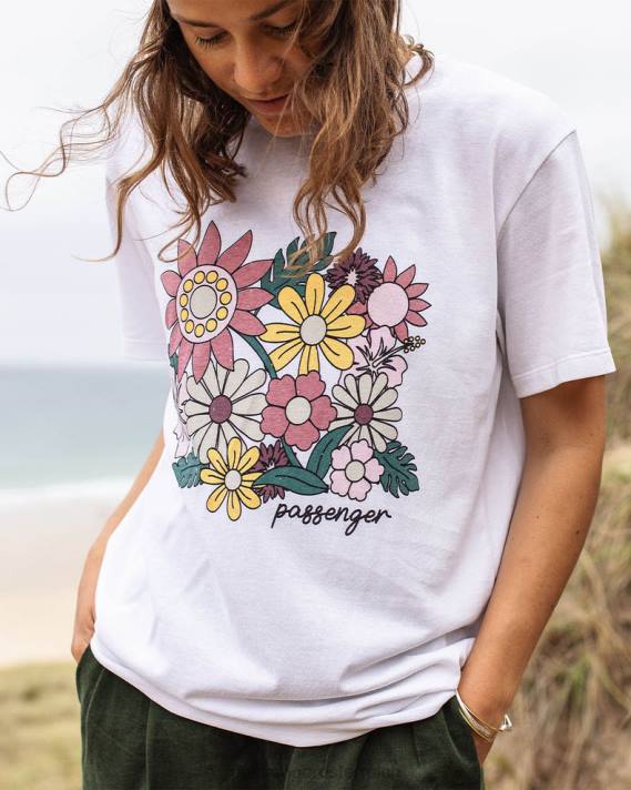 Passenger Frauen Weißes, übergroßes T-Shirt aus recycelter Baumwolle mit Blumenblütenmuster 0BP2989 woclothing Weiß