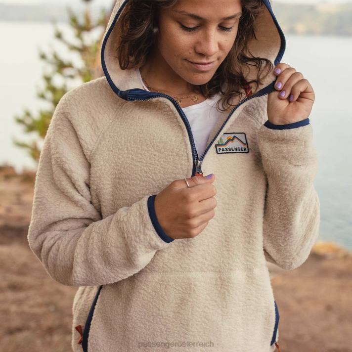 Passenger Frauen Maine Kapuzenpullover aus recyceltem Sherpa-Fleece, Haferflocken 0BP2655 woclothing Haferflocken
