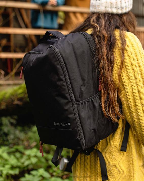 Passenger Frauen Ascent Weekender recycelter 35l Rucksack schwarz 0BP21112 WoZubehör Schwarz