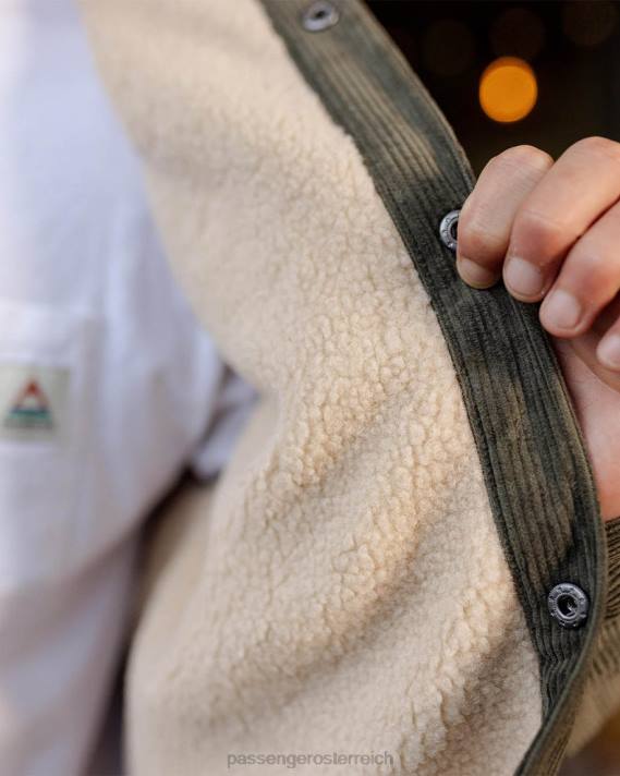Passenger Männer Cordhemd mit Kodiak-Sherpa-Futter, staubiges Olivgrün 0BP2167 Kleidung Olive