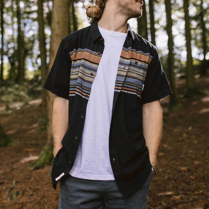 Passenger Männer Ebb-Kurzarmhemd aus Bio-Baumwolle mit schwarzen Streifen 0BP2266 Kleidung Schwarz