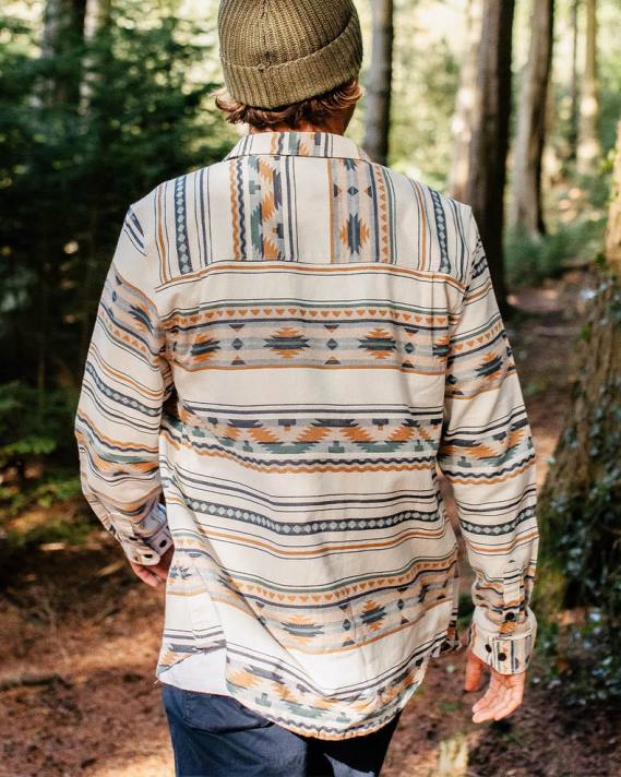 Passenger Männer Kabinen-Jacquard-Bio-Baumwollhemd, Birke 0BP2249 Kleidung Birke