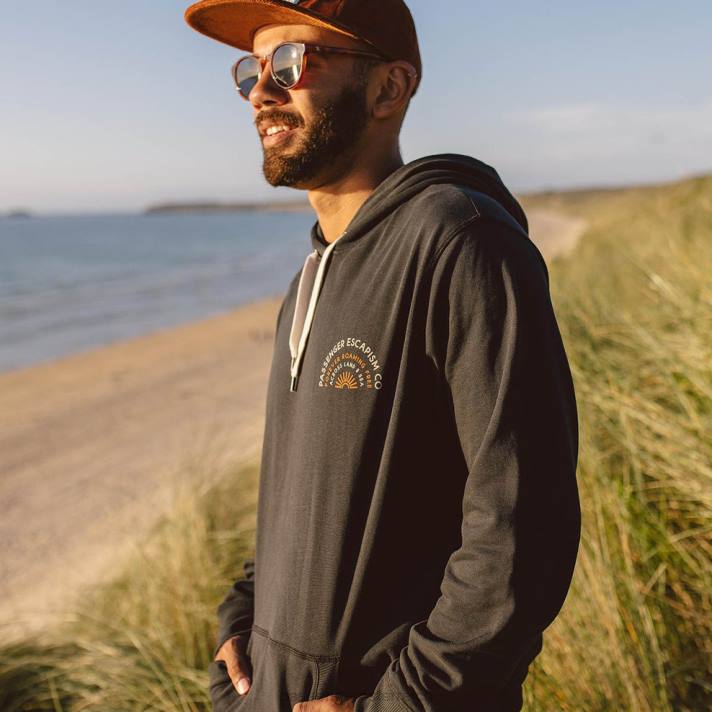 Passenger Männer Good Vibes Kapuzenpullover aus recycelter Baumwolle in Schwarz 0BP2144 Kleidung Schwarz