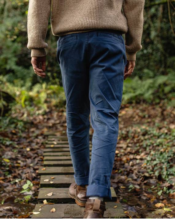 Passenger Männer Hose aus 365er Bio-Baumwolle in dunklem Denim 0BP2330 Kleidung Denim