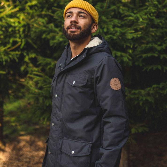 Passenger Männer Baltic Recycling-Jacke in verblasstem Schwarz 0BP2158 Kleidung Schwarz