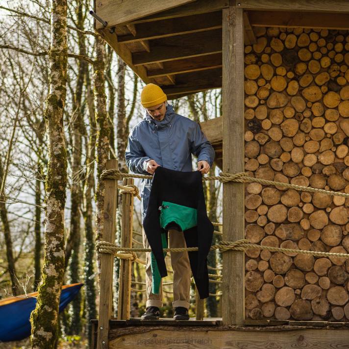 Passenger Männer Storm recycelte wasserdichte Jacke in Steinblau 0BP2180 Kleidung Blau