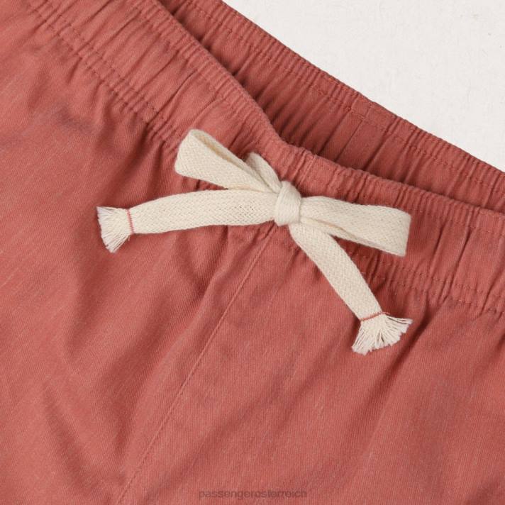 Passenger Männer Backcountry-Shorts in Zinnoberrot 0BP2302 Kleidung Rot