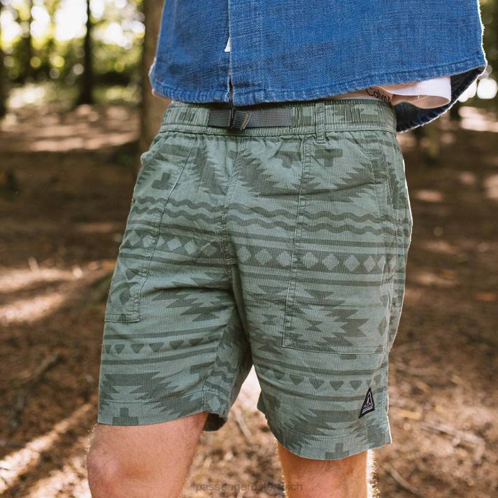 Passenger Männer Topanga-Shorts aus recyceltem Cord, Dark Ivy Adrift 0BP2287 Kleidung Efeu