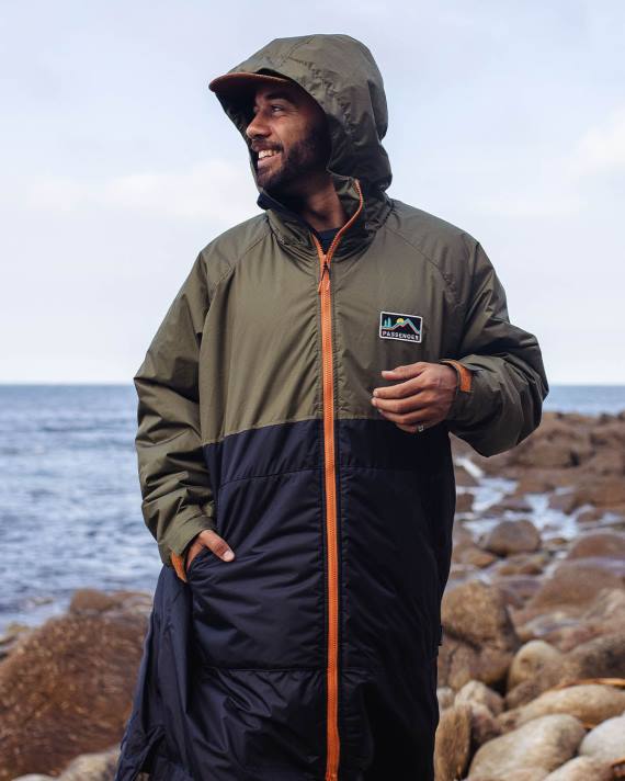 Passenger Männer Roaming Wickelmantel mit recyceltem Sherpa-Futter, Schwarz/Khaki 0BP22 Kleidung khaki