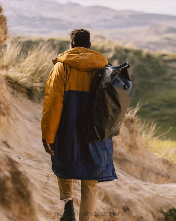 Passenger Männer Roaming-Wickelmantel mit recyceltem Sherpa-Futter, sattes Marineblau/Goldbraun 0BP28 Kleidung braun