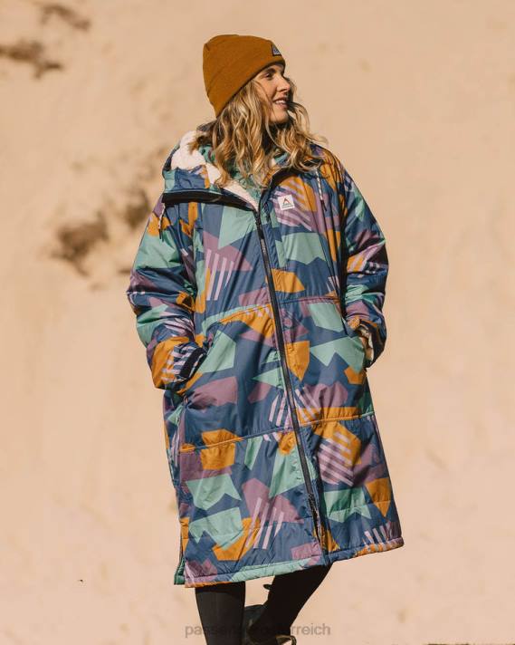 Passenger Männer Umkleidemantel mit Wellenmuster aus recyceltem Sherpa und tiefblauem Tarnmuster 0BP2644 Kleidung Blau