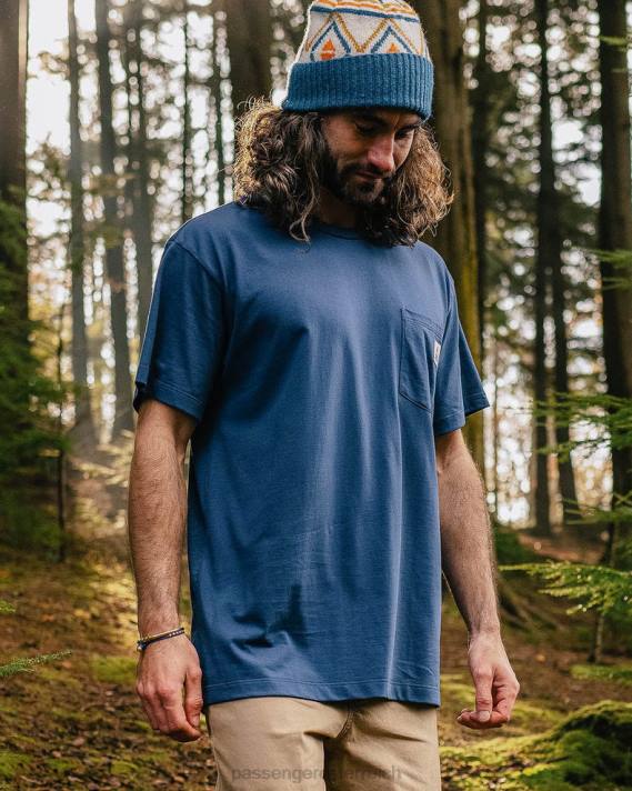 Passenger Männer Heritage-T-Shirt aus recycelter Baumwolle mit Tasche in dunklem Denim 0BP2346 Kleidung Denim