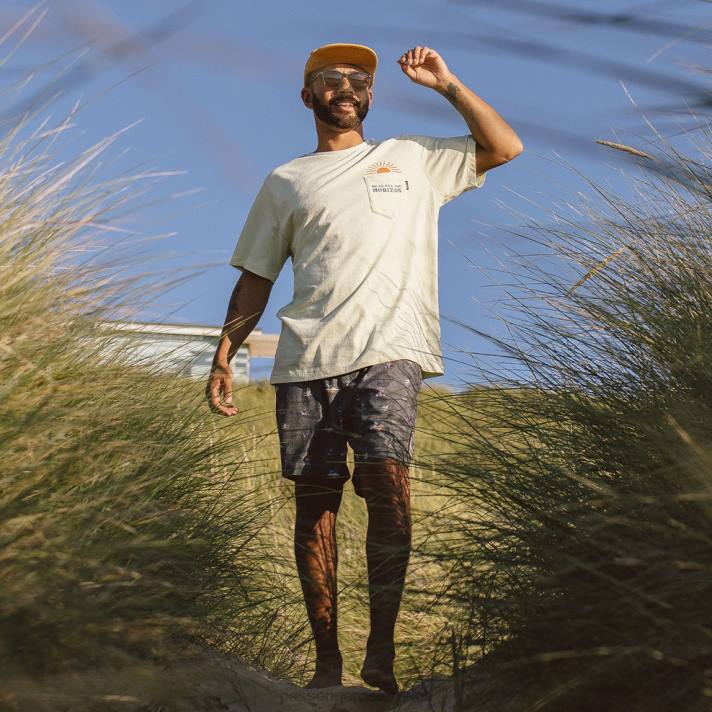 Passenger Männer Horizon T-Shirt mit Tasche aus recycelter Baumwolle in zarten Grüntönen 0BP2373 Kleidung Grün