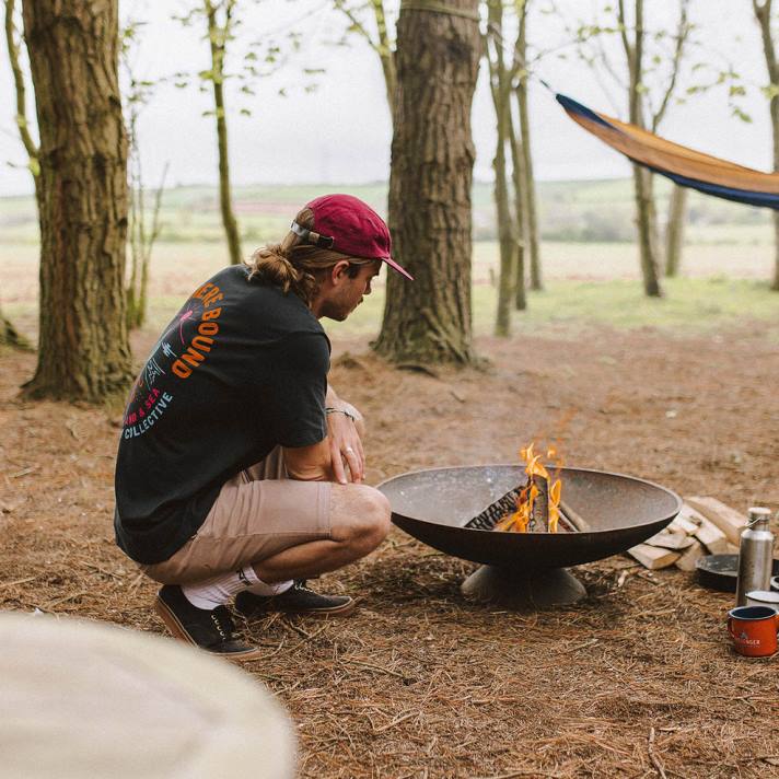 Passenger Männer Land & Sea T-Shirt aus recycelter Baumwolle in Schwarz 0BP2371 Kleidung Schwarz