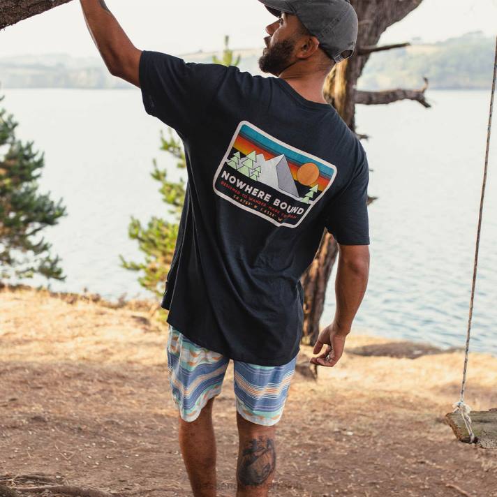 Passenger Männer Tourer-T-Shirt aus recycelter Baumwolle in Schwarz 0BP2372 Kleidung Schwarz