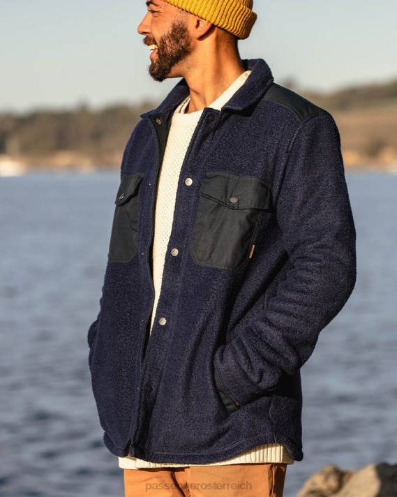 Passenger Männer Spruce-Hemd aus recyceltem Sherpa-Fleece in Marineblau 0BP246 Kleidung Marine