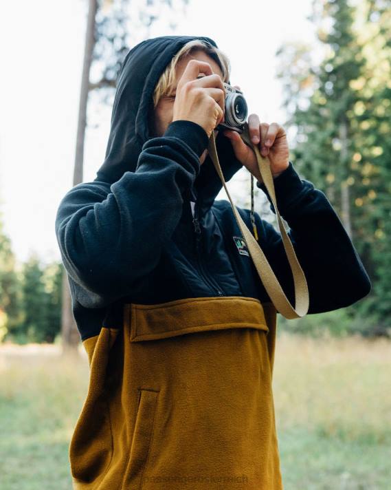 Passenger Männer Woodland-Kapuzenpullover mit 1/2-Reißverschluss aus recyceltem Polarfleece in Schwarz/Goldbraun 0BP253 Kleidung braun