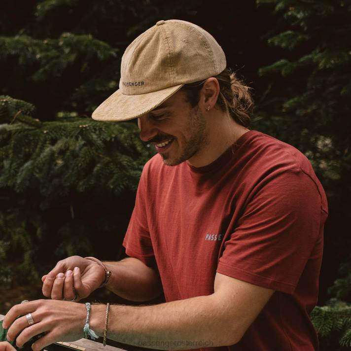 Passenger Männer Byron 5-Panel-Kappe aus recyceltem Cord, Chinchillabraun 0BP2467 Kopfbedeckung braun