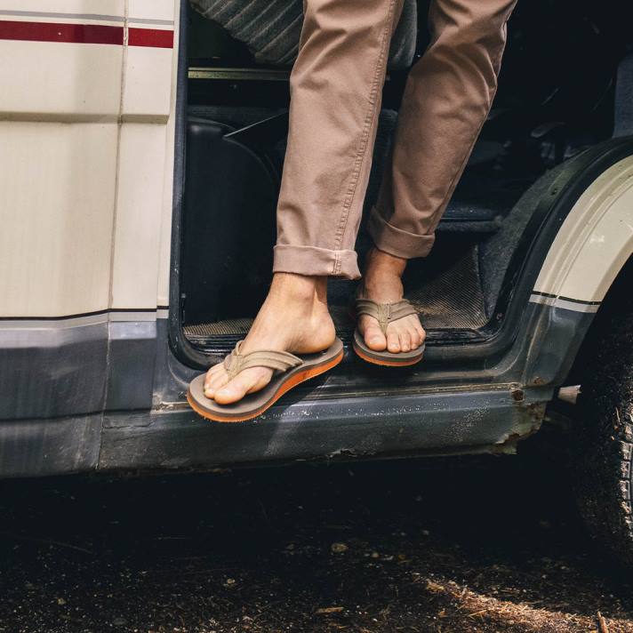 Passenger Männer Santos Flip-Flop Taupe 0BP2494 Schuhwerk Taupe