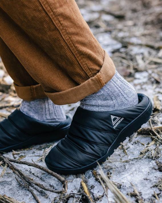 Passenger Männer Sohle aus recyceltem Phantom-Pantoffel 0BP2496 Schuhwerk Phantom