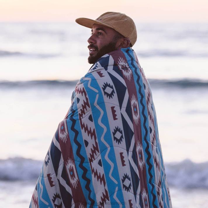 Passenger Männer Nomadic-Decke aus recyceltem Sherpa mit mehreren Geo-Streifen in Koralle 0BP2590 Zubehör multi