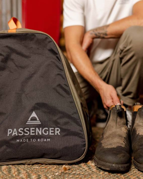 Passenger Männer Entdecken Sie die recycelte Stiefeltasche Schwarz/Khaki 0BP2538 Zubehör khaki