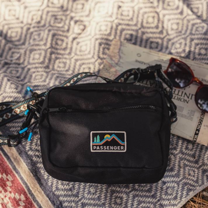 Passenger Männer Hüfttasche aus recyceltem Polyester, schwarz 0BP2532 Zubehör Schwarz