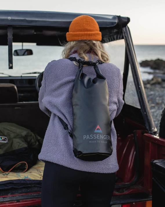 Passenger Männer Tide 10l recycelter Packsack schwarz 0BP2537 Zubehör Schwarz